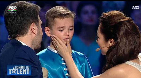 andra induio ata de un copila in lacrimi la romanii au talent