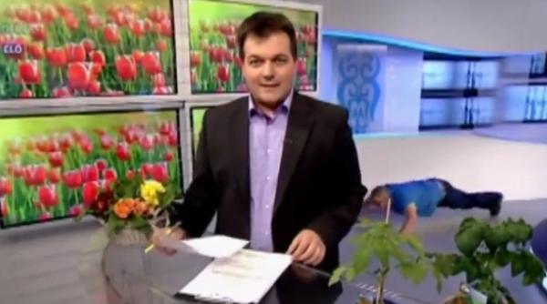 s a aruncat dintr o data pe burta in direct vezi de ce video