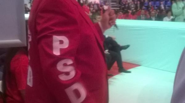 reportaj din culisele reuniunii psd ce spun delega ii despre schulz asistentele lui mazare i ponta la cotroceni