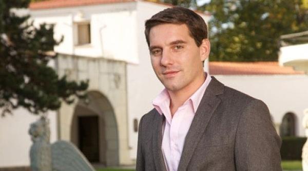 exemplul dat de casa regala ce face principele nicolae