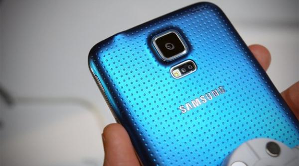 samsung recheama in service mai multe telefoane samsung s5 vezi problema