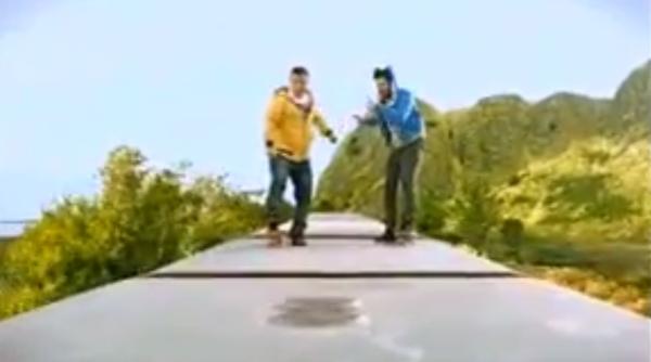 o reclama cu smiley si bartos interzisa de cna pentru ca reprezinta un pericol pentru copii