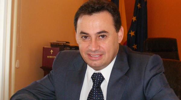 ce a pa it finul lui basescu ciutacu nu a priceput de vorba buna