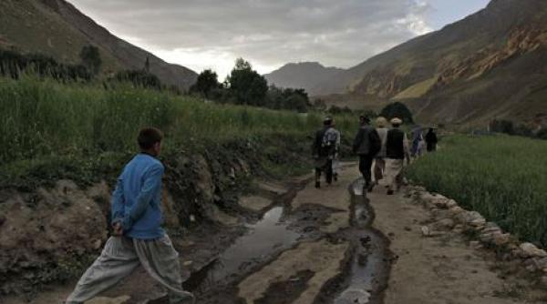 tragedie peste 350 de mor i in urma unei alunecari de teren