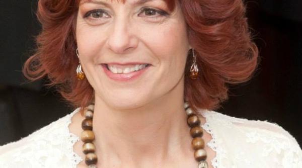 principesa maria primeste coroana romaniei in grad de mare cruce