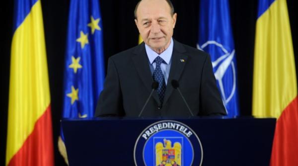 traian basescu declara ii de presa la orele 18 30