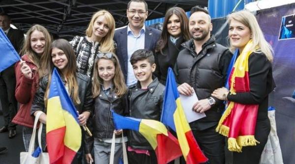 victor ponta i daciana sarbu la eurovision