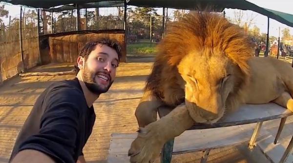 avalan a de selfie uri intr un circuit aventuros 36 de ari i 600 de zile in doar trei minute