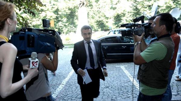lazaroiu despre convocarea csat porcarie i manipulare sinistre