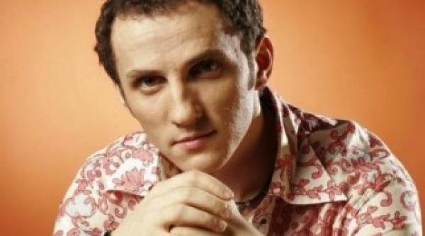 mihai traistariu da in judecata un site de satira i cere daune uria e