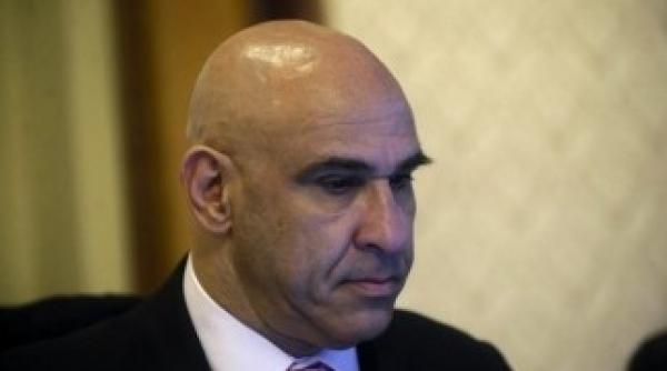 pe cine ajuta niels schnecker in campania electorala