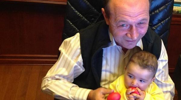 basescu i a atins obiectivul care sunt cele doua lucruri pe care le a facut