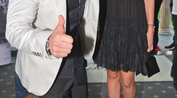 raluca so ia lui pepe intr o rochie transparenta i s a vazut tot