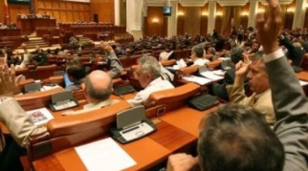 zi decisiva pentru guvernul ponta mo iune de cenzura a pnl dezbatuta i votata