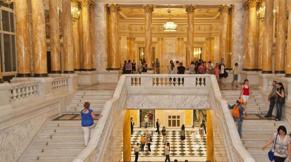 vernisaj aniversar la muzeul na ional de arta al romaniei