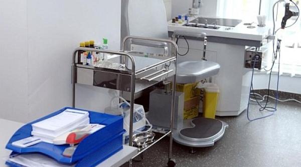 bancul zilei un batran vrea sa faca o analiza de sperma