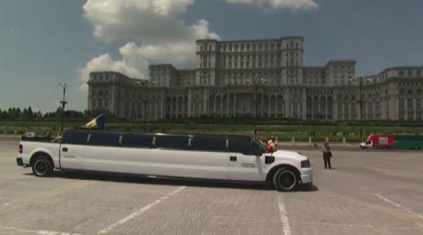 tur de onoare prin capitala in limuzina pentru cine a fost rasplata