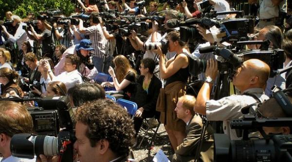 jurnalistii bbc vor sa intre in greva fa a de concedierea mai multor colegi