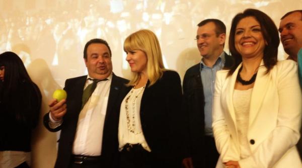 razbunarea lui cioaba dupa ce elena udrea nu i mai raspunde la telefon