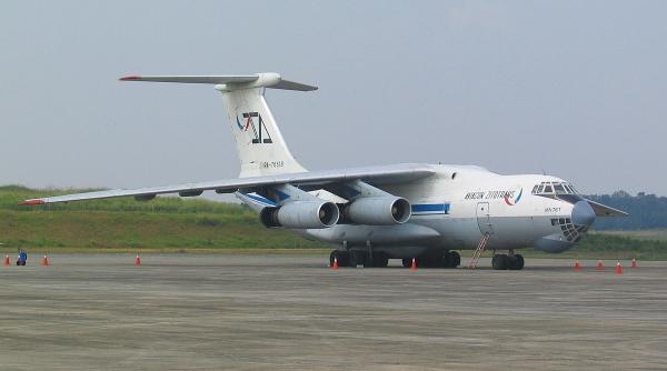 avion ucrainean cu 49 de pasageri doborat de separati ti video