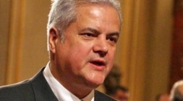 adrian nastase desfiin eaza un preziden iabil