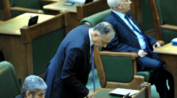 geoana i oprea se contreaza dur