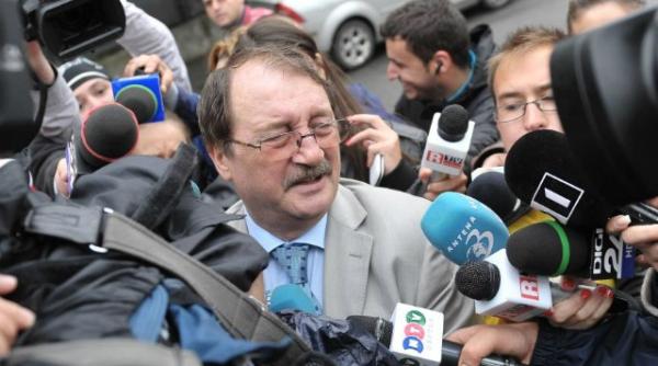 presa interna ionala vuie te dupa re inerea lui mircea basescu