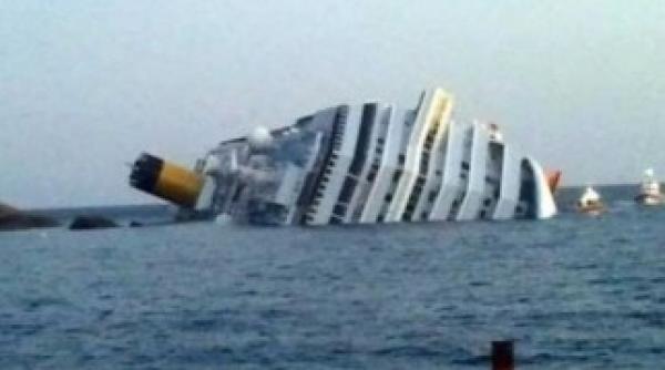 un vas de croaziera cu aproape 200 de oameni la bord evacuat in estul olandei