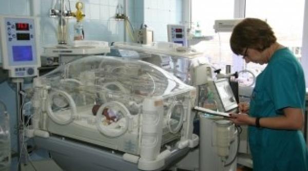 medicii ies in strada proteste pentru cre terea salariilor