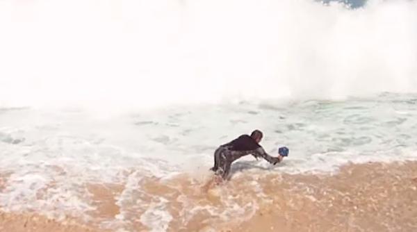 imagini ravasitoare ce vezi daca te arunci cu capul inainte in cele mai mari valuri din lume