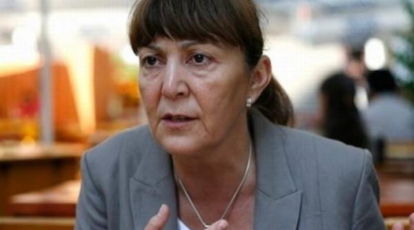monica macovei pune in pericol alian a pdl pnl sa taca pana cand