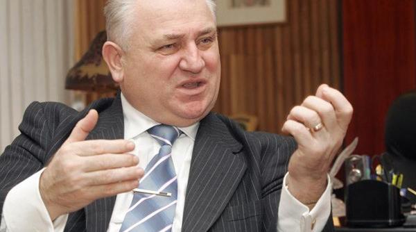 de ce il acuza pavel abraham pe traian basescu