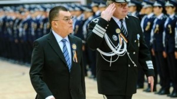 radu stroe daca ba i palma cu boc macovei blaga ba i palma cu basescu