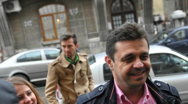 basi tii in delir capa ana da vina pe voiculescu