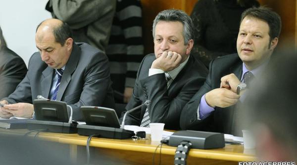 titi holban a scapat deputa ii au respins arestarea