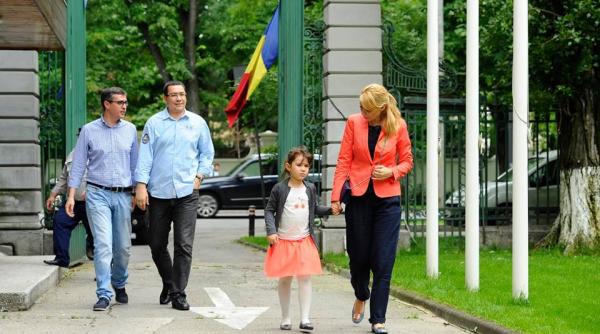 victor ponta copiii mei au fost amenin a i m a informat spp