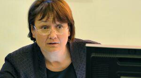 scandal cna pmp cere demisia laurei georgescu