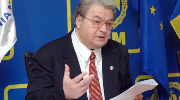 vadim tudor a publicat numerele de telefon ale politicienilor