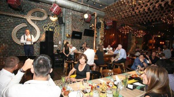 simona halep marcel pavel artistul a cantat la petrecerea jucatoarelor de la brd bucharest open