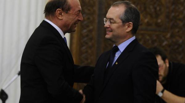 dc news cere publicarea discu iilor traian basescu emil boc pentru reducerea salariilor i pensiilor