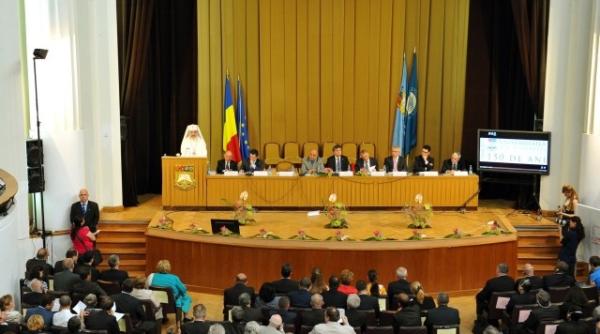 pf daniel universitatea i biserica au o voca ie comuna