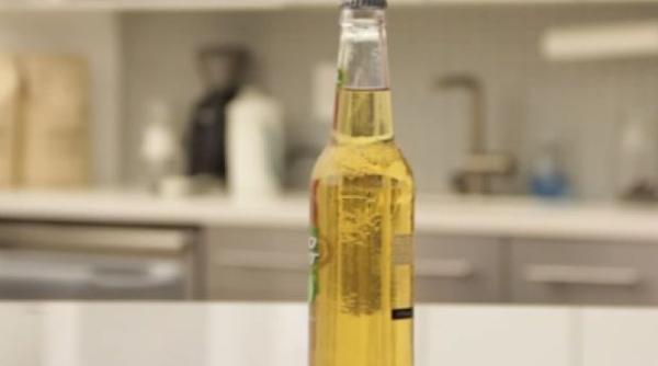 un roman a murit dupa ce a baut dintr o sticla de bere