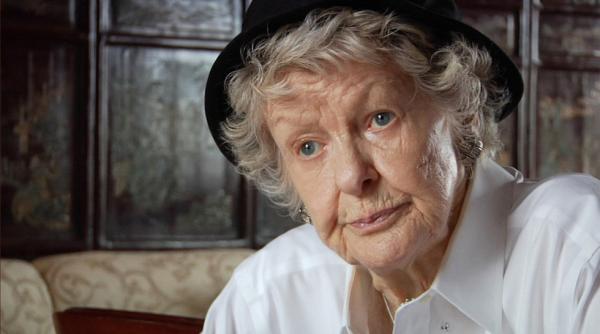 elaine stritch legenda de pe broadway a murit la varsta de 89 de ani