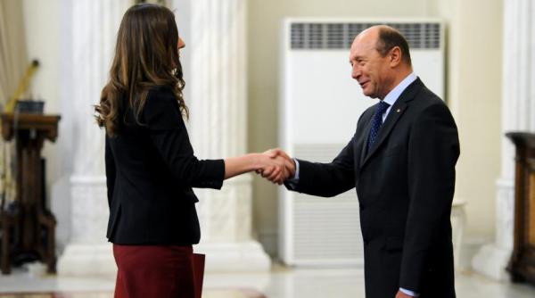 basescu m am comportat ca un tata fa a de ioana petrescu