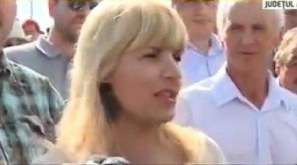 elena udrea pentru prima data la targul de fete de pe muntele gaina