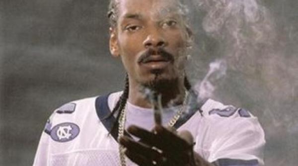 snoop dogg a fumat canabis in casa alba