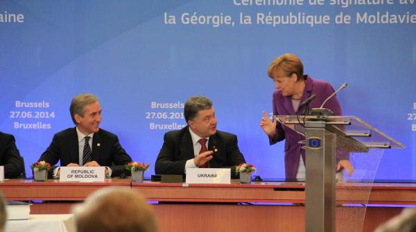 rusia someaza ucraina sa nu ratifice acordul de asociere cu ue