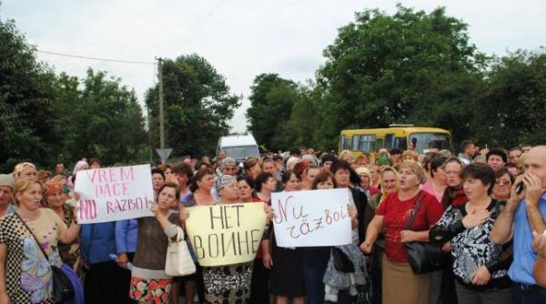 revolta in ucraina romanii din cernau i refuza sa mearga la razboi