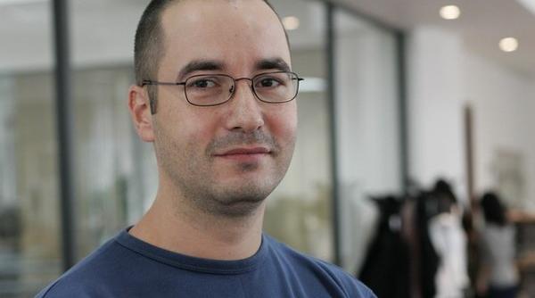 razvan voican redactorul ef adjunct al ziarului financiar parase te redac ia