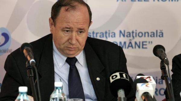 directorul de la apele romane si a dat demisia